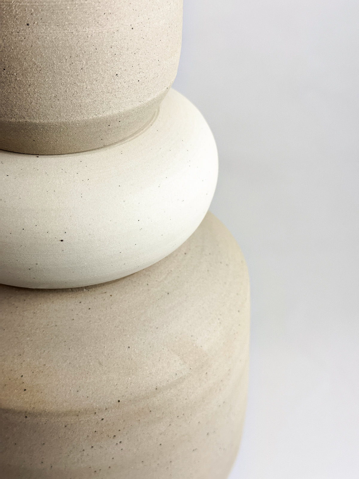 Meridian Pendant - Tan & White