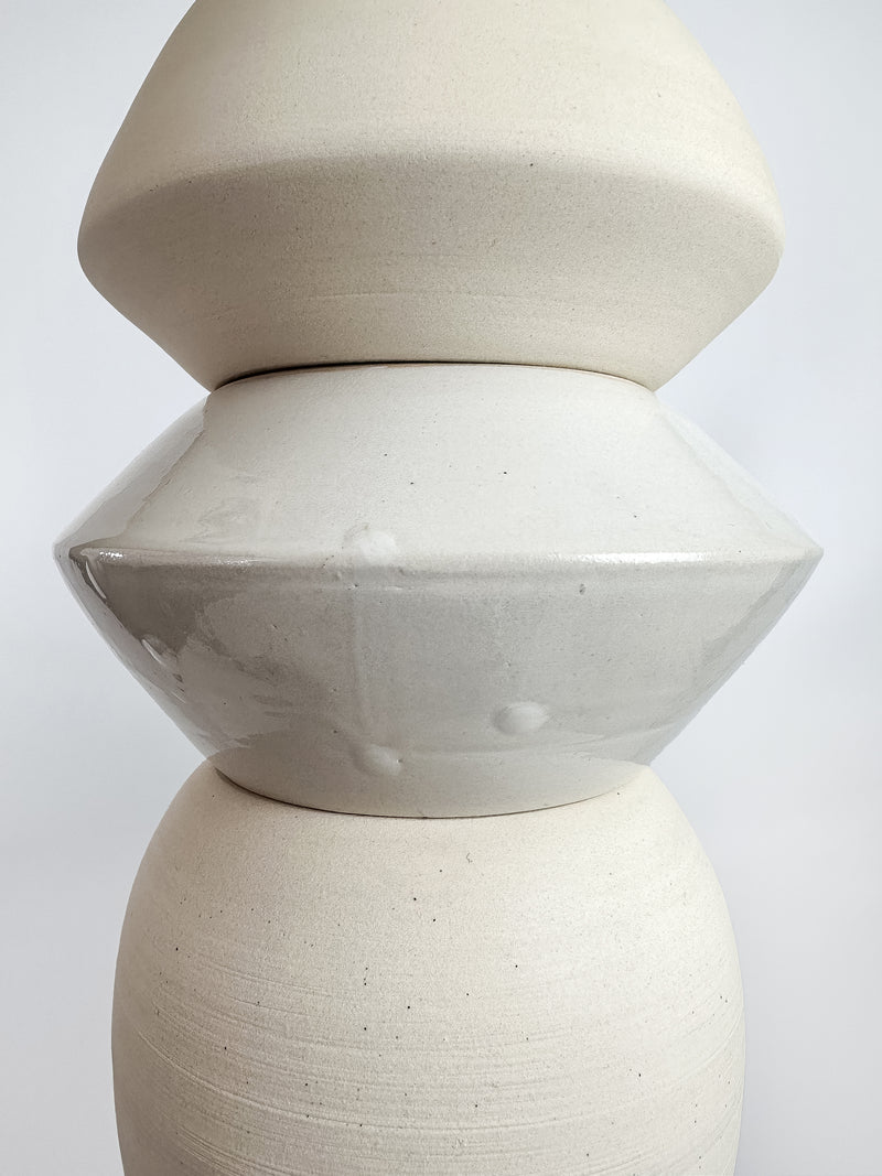 White / White Angle Pendant