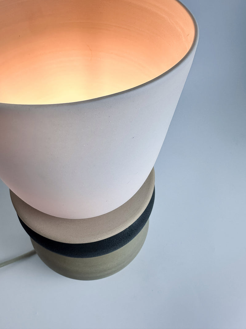 ORION - Medium Tan / Charcoal